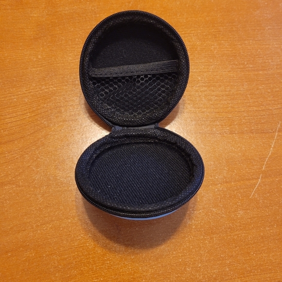 Best Japan Anime One Piece Luffy Purse Coinbag, airpods & Earbuds Cover - Picture 4 of 4